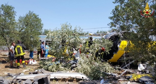 в италии столкнулись 2 поезда